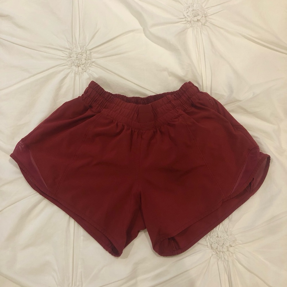Lululemon shorts red size 4